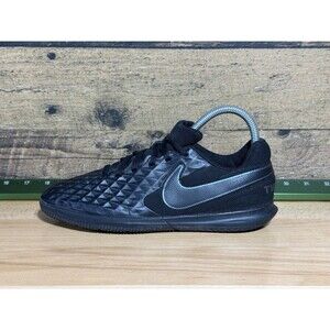 🔥Nike Tiempo Legend 8 Club IC Size 5Y Black Running  Soccer Shoes